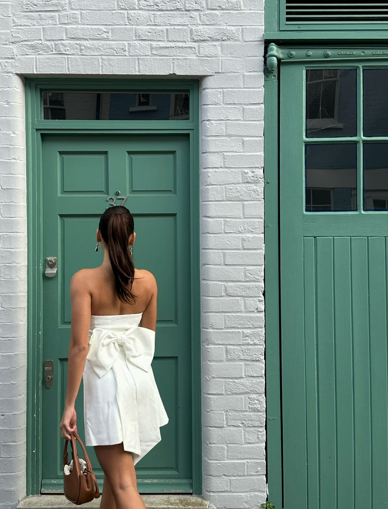 No.1: The White Bow Dress - Kiwi & Co